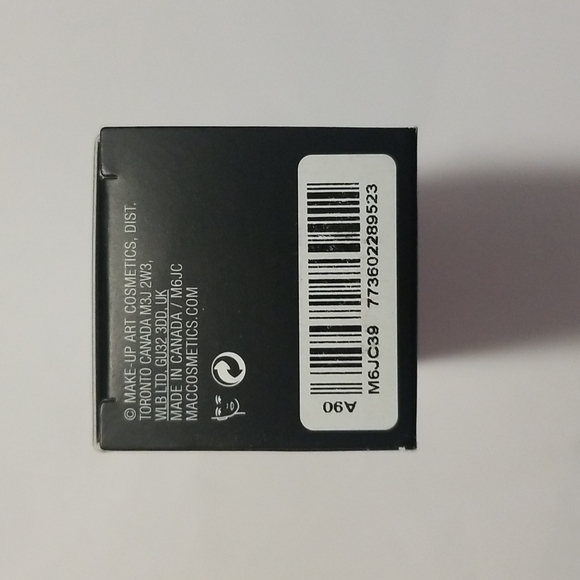 MAC C4.5 Studio Fix Fluid Foundation - Picture 8 of 8